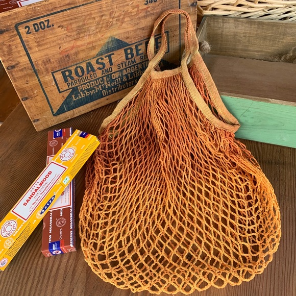 ✨HAND DYED NET STRING FRENCH MARKET BAG✨ - Picture 3 of 6